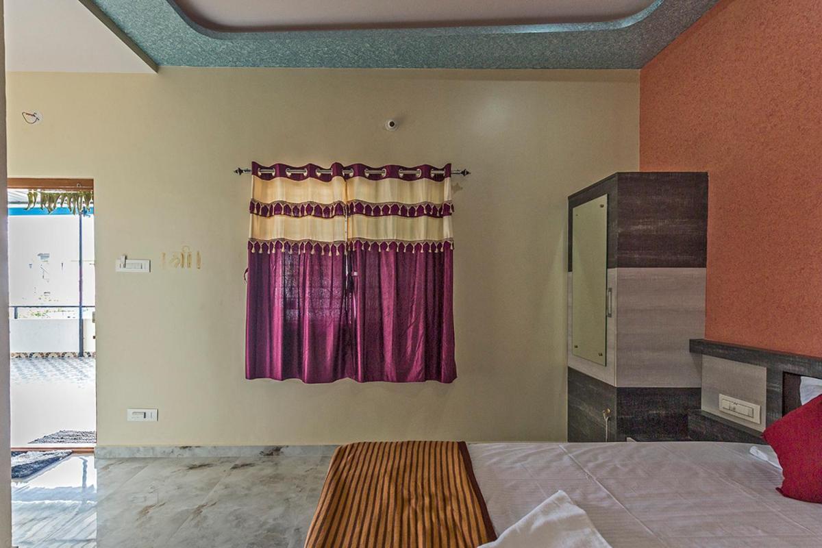 Krishna Homestay Hampi Exterior photo